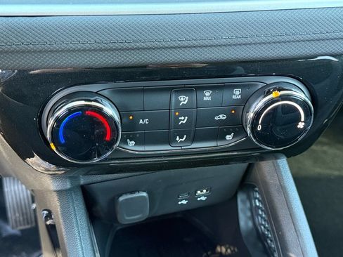 New 2026 Chevrolet TrailBlazer LT w/ LT Cold Weather Package AWD/4WD image 16