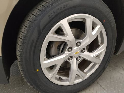 Used 2019 Chevrolet Equinox Premier image 31