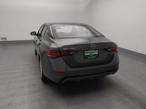 Used 2025 Nissan Sentra S image 6