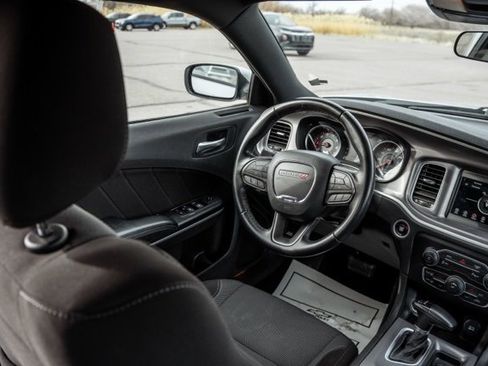 Used 2022 Dodge Charger SXT image 29