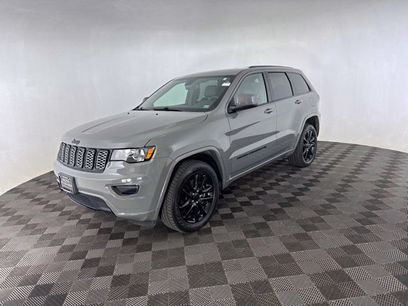 Used 2022 Jeep Grand Cherokee Laredo X