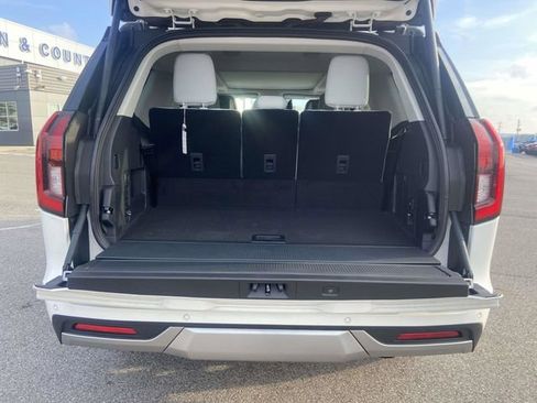 New 2026 Ford Expedition Platinum w/ Driver's Package image 8