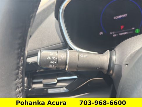 Certified 2024 Acura MDX SH-AWD w/ Technology Package image 10