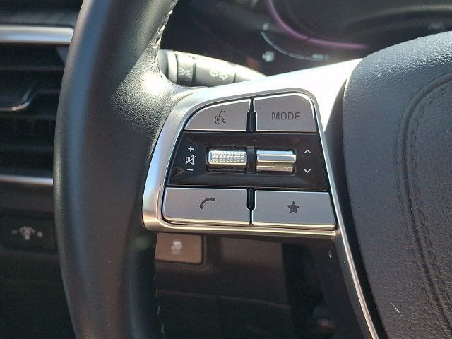 Used 2024 Kia Telluride EX w/ EX Captain's Chair Package FWD image 25