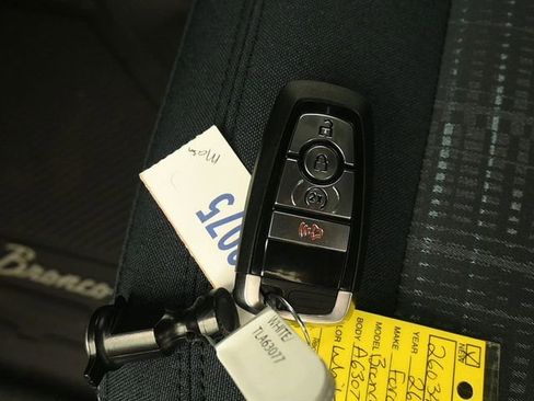 New 2026 Ford Bronco Heritage Edition image 12