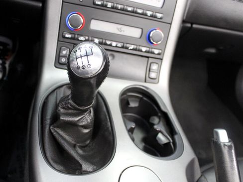 Used 2006 Chevrolet Corvette 2dr Conv w/ Preferred Equipment Group image 14