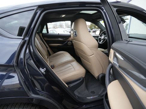 Used 2019 BMW X6 M image 33