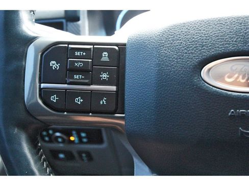 Used 2023 Ford F150 Limited image 17