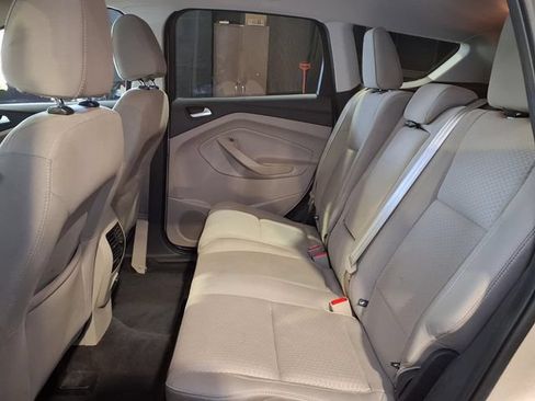 Used 2017 Ford Escape SE FWD image 21