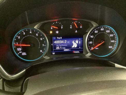 Used 2021 Chevrolet Equinox LT AWD/4WD image 9