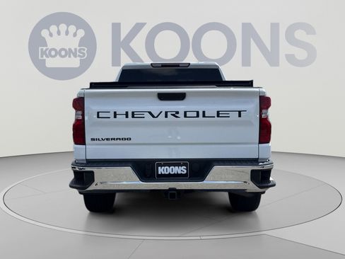 Used 2023 Chevrolet Silverado 1500 LT AWD/4WD image 5