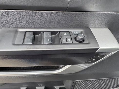 Used 2024 Toyota Tundra Platinum image 17