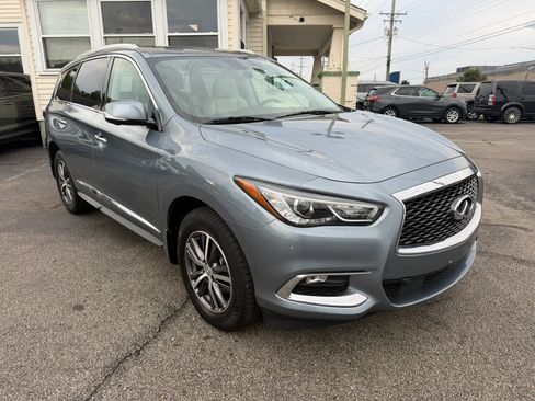 Used 2017 INFINITI QX60 Luxe w/ Premium Plus Package AWD/4WD image 5