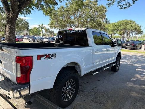 Used 2019 Ford F250 Lariat w/ Lariat Ultimate Package AWD/4WD image 3