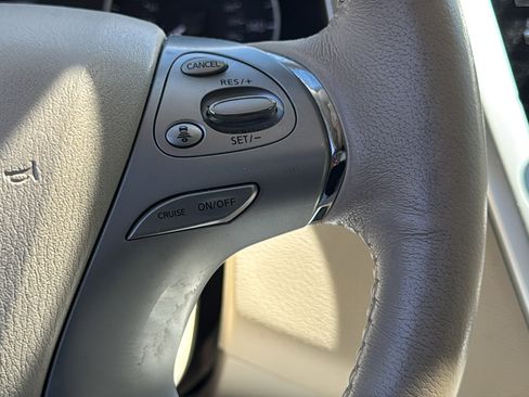 Used 2018 Nissan Murano Platinum image 24