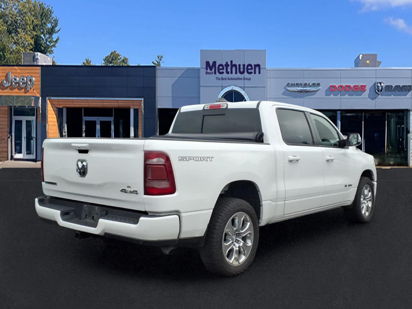Used 2022 RAM 1500 Big Horn AWD/4WD image 4