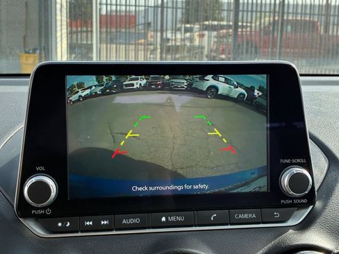 Used 2025 Nissan Sentra SV FWD image 21