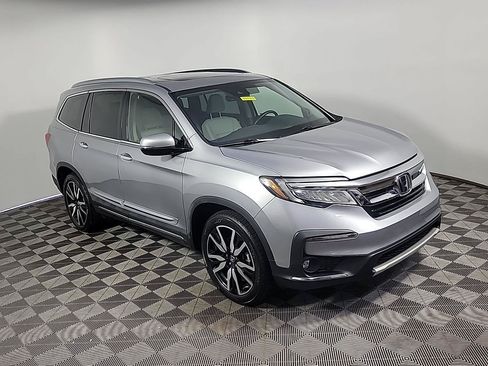 Certified 2019 Honda Pilot Touring image 2
