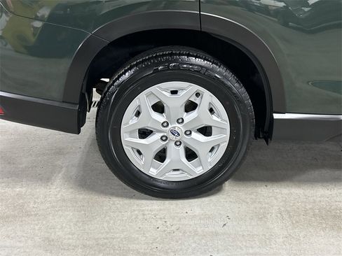 Certified 2023 Subaru Forester image 12