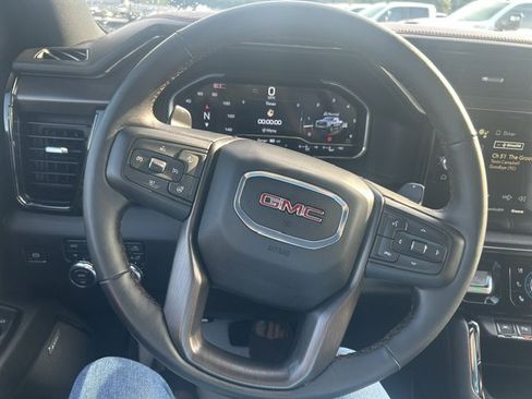 Used 2024 GMC Sierra 1500 AT4 w/ Technology Package AWD/4WD image 27
