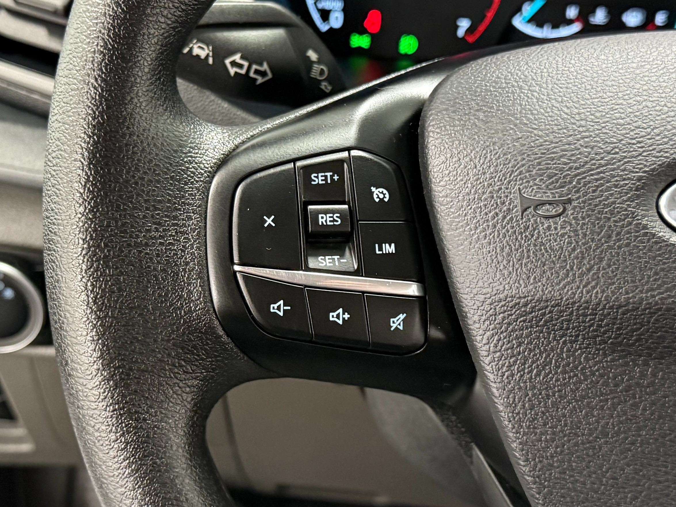Used 2025 Ford Transit 350 XLT AWD/4WD image 16