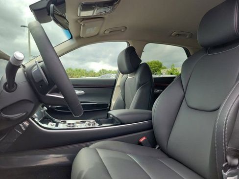 Used 2026 Genesis GV70 2.5T image 21