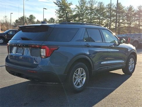 New 2026 Ford Explorer Active image 3