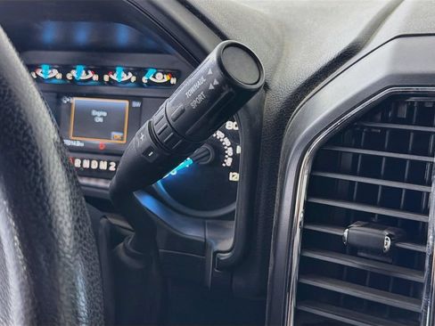 Used 2016 Ford F150 XLT w/ Equipment Group 302A Luxury AWD/4WD image 19