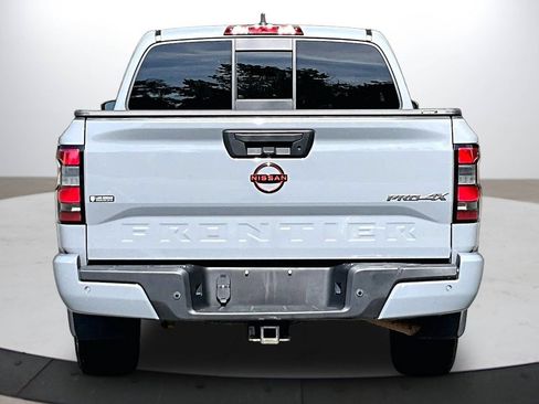 Used 2022 Nissan Frontier PRO-4X AWD/4WD image 7