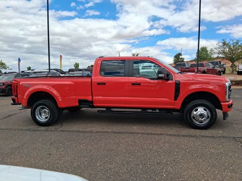 New 2026 Ford F350 4x4 Crew Cab DRW Super Duty image 6
