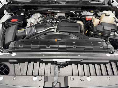 Used 2024 Chevrolet Silverado 3500 LT image 26