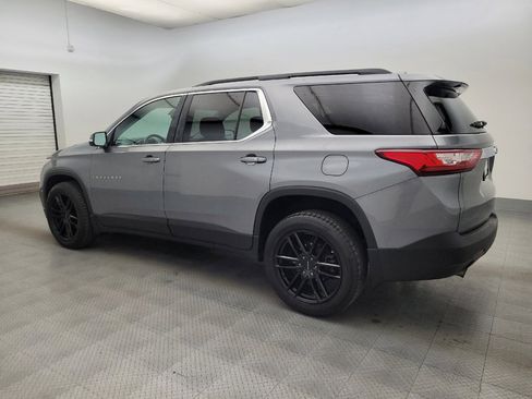 Used 2019 Chevrolet Traverse LT FWD image 3