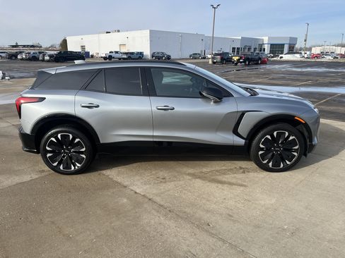 Used 2025 Chevrolet Blazer EV RS image 7