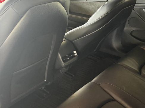 Used 2022 Tesla Model 3 image 13