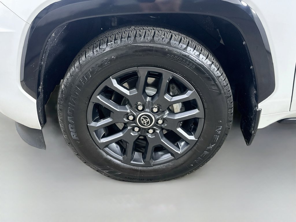 Used 2023 Toyota Sequoia Platinum RWD image 8