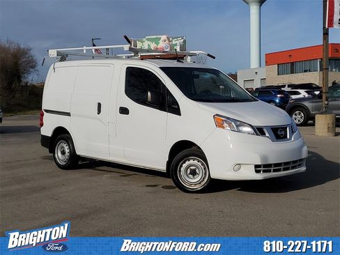 Used 2020 Nissan NV200 S w/ Back Door Glass Package image 1