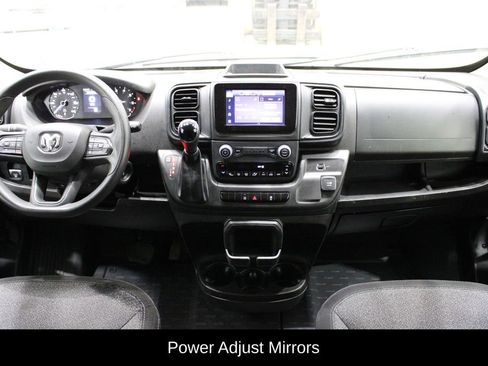 Used 2024 RAM ProMaster 2500 w/ Convenience Group image 13