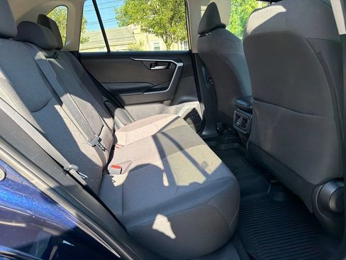 Used 2020 Toyota RAV4 XLE w/ Convenience Package AWD/4WD image 28