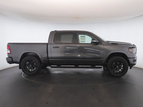 Used 2022 RAM 1500 Big Horn AWD/4WD image 23