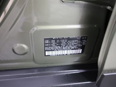 Used 2016 Subaru Outback 2.5i Limited AWD/4WD image 29