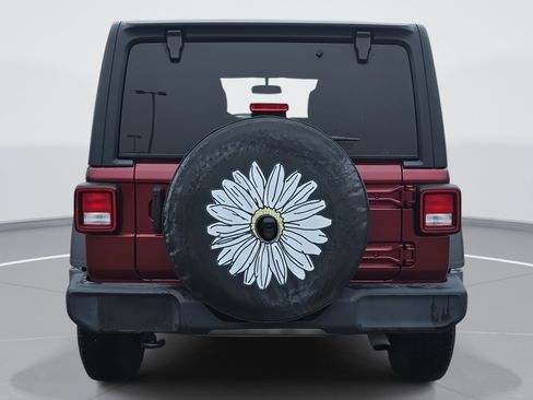 Used 2021 Jeep Wrangler Unlimited Sport image 6