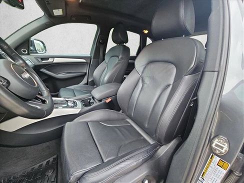 Used 2017 Audi Q5 2.0T Premium Plus w/ Technology Package AWD/4WD image 15