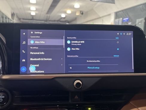 Used 2025 Toyota Crown Signia image 24