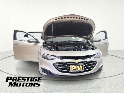 Used 2022 Chevrolet Malibu LS w/ Driver Confidence Package II image 12