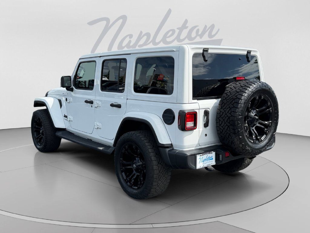 Used 2020 Jeep Wrangler Unlimited Sahara AWD/4WD image 3