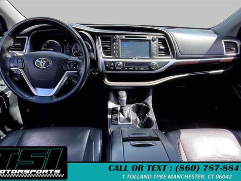 Used 2015 Toyota Highlander Limited AWD/4WD image 15