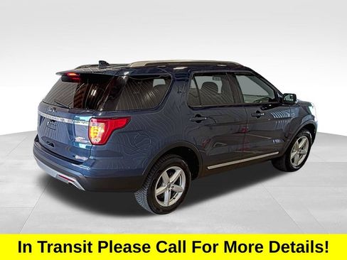 Used 2017 Ford Explorer XLT AWD/4WD image 10