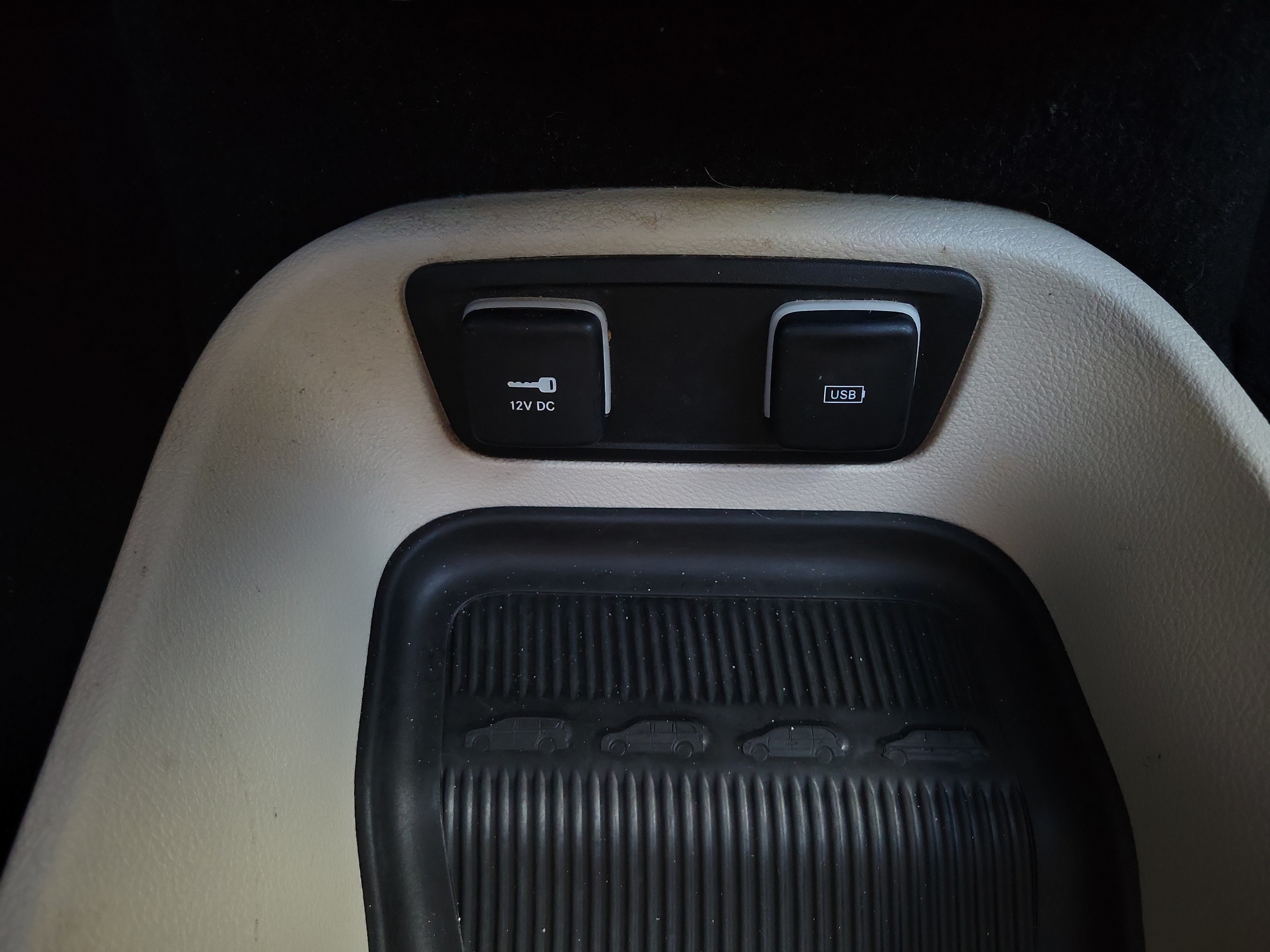 Used 2018 Chrysler Pacifica Limited w/ Advanced Safetytec Group FWD image 25