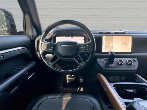 Used 2022 Land Rover Defender 110 X AWD/4WD image 8