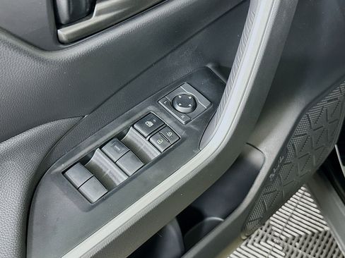 Used 2025 Toyota RAV4 LE FWD image 15